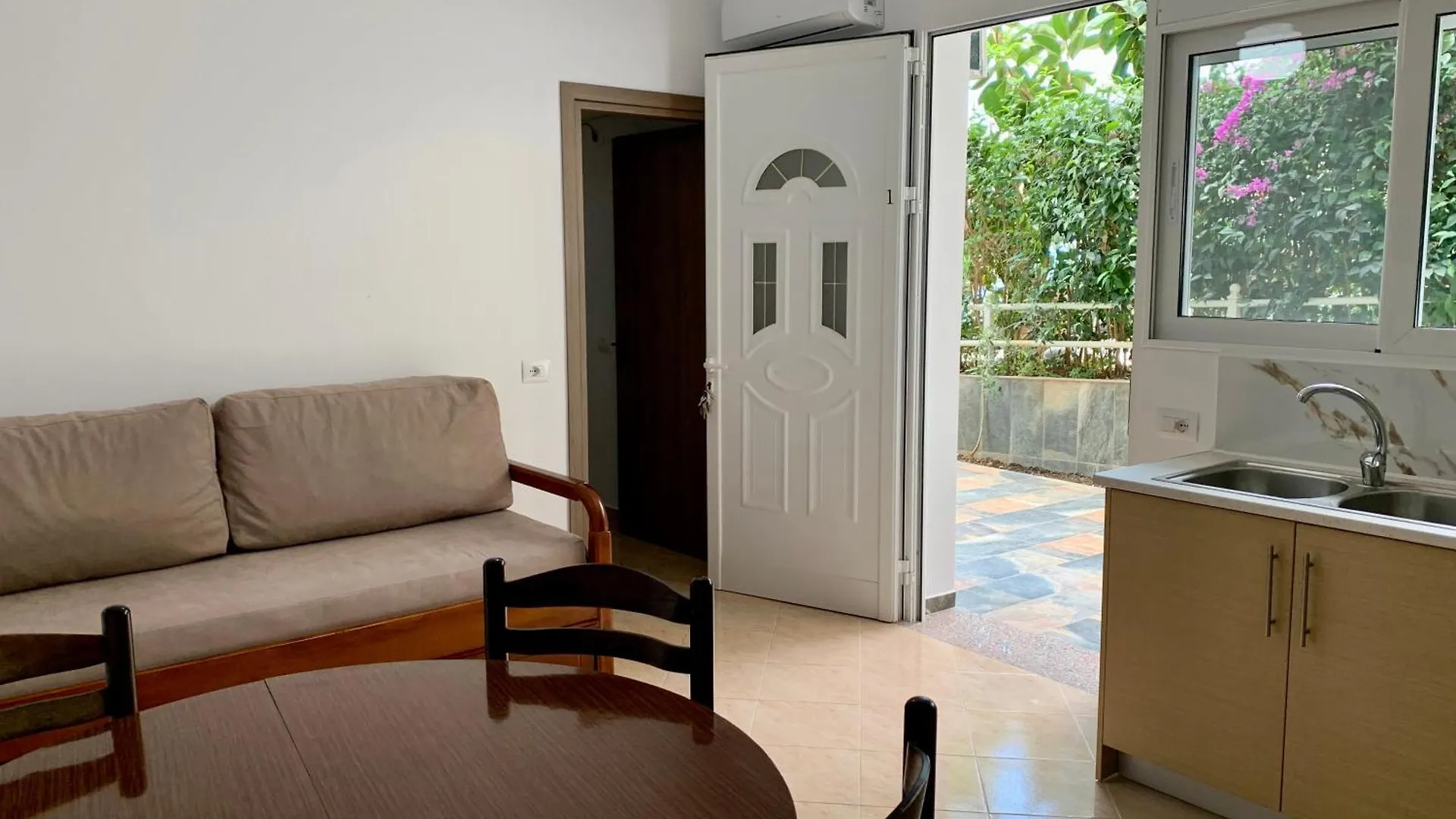 Lägenhet Maxus Apts Sarandë Albanien