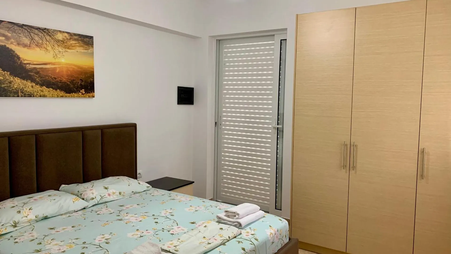 Maxus Apts Sarandë
