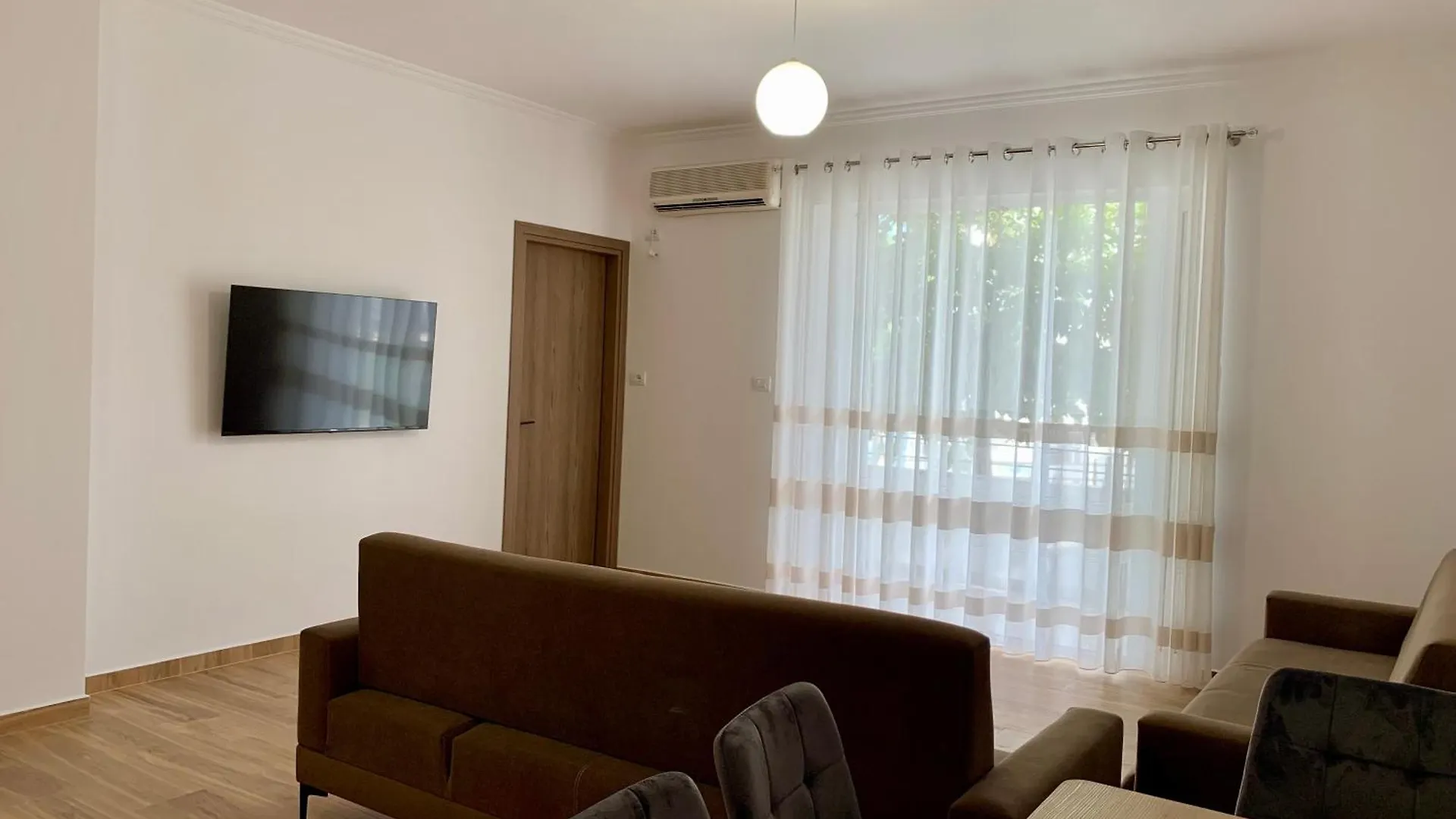 Maxus Apts Sarandë Lägenhet