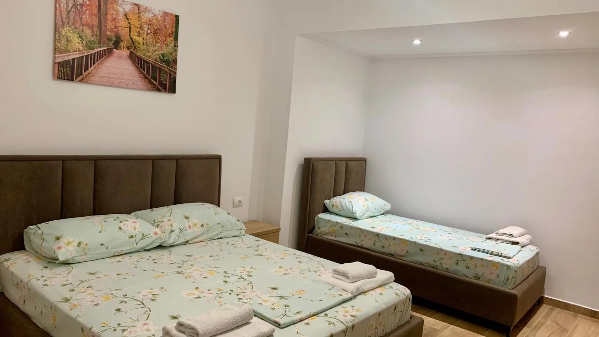 Maxus Apts Sarandë
